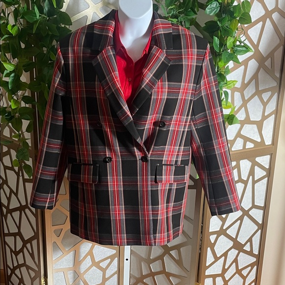 Ann Taylor The Relaxed Double Breasted Blazer in Plaid - Picture 2 of 5